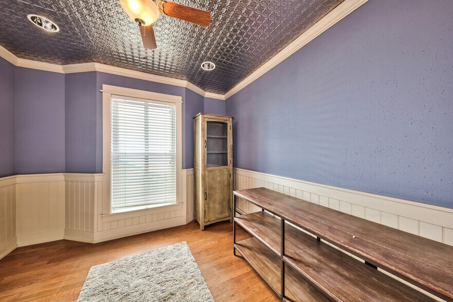 More Photos Of 10116 Jibboom St, Truckee Office Residential For Sale