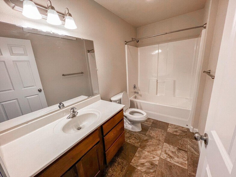 More Photos Of 2975 Aspen Dr, Spearfish Apartments For Sale