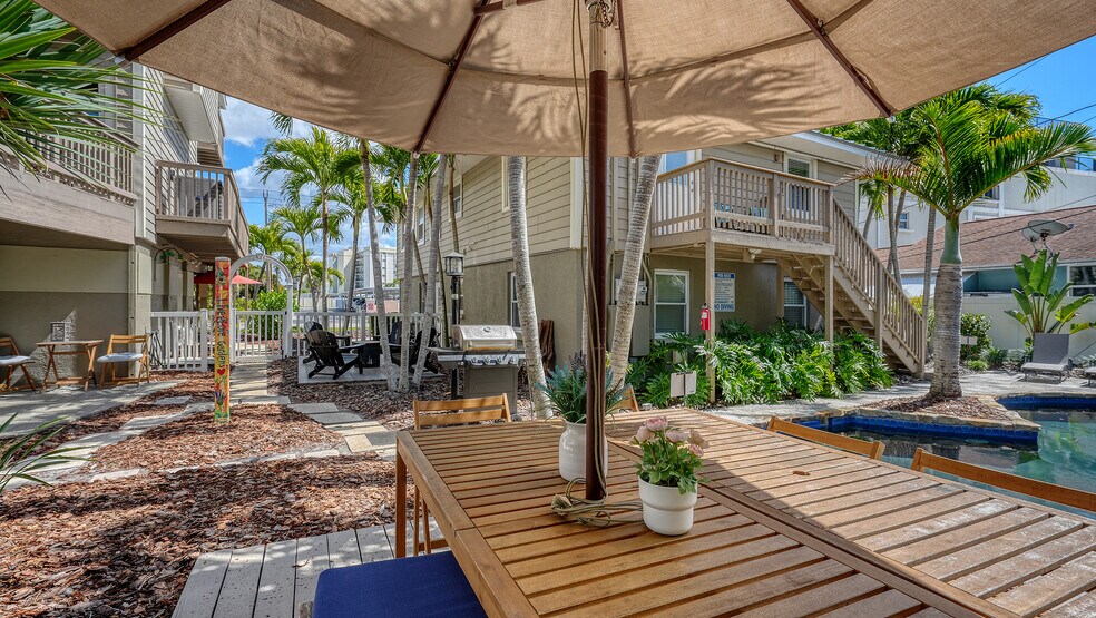 More Photos Of 5610 AVENIDA DEL MARE, Sarasota Specialty For Sale