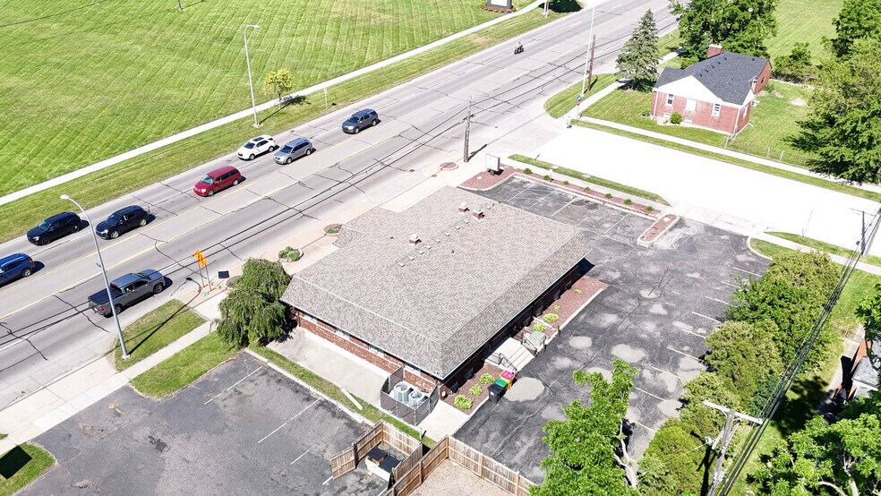 More Photos Of 24825 Eureka Rd, Taylor Office For Sale