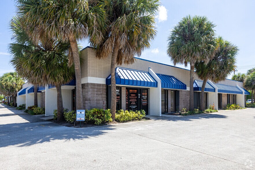 Primary Photo Of 407 Commerce Way, Jupiter Warehouse For Lease