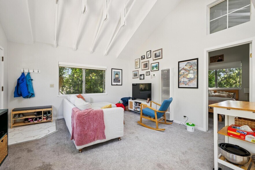 More Photos Of 829 San Anselmo Ave, San Anselmo Apartments For Sale