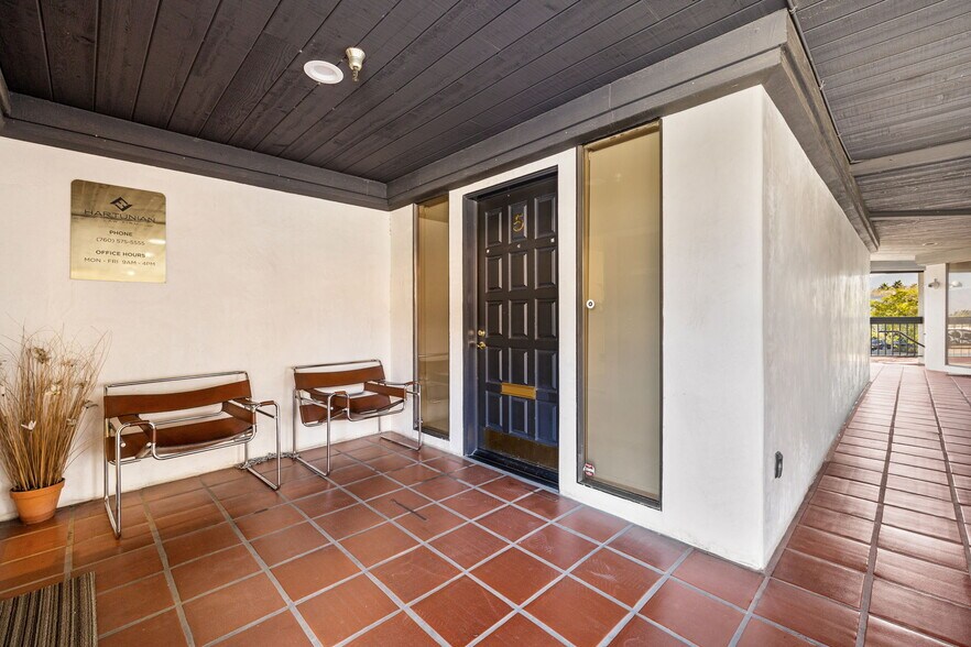 More Photos Of 73101 Highway 111, Palm Desert General Retail For Sale