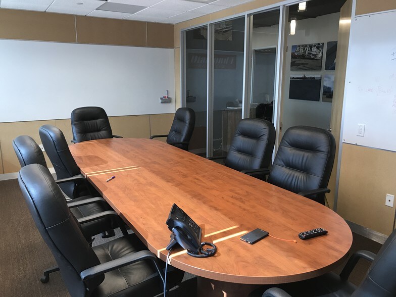 More Photos Of 112 N Rubey Dr, Golden Office For Lease