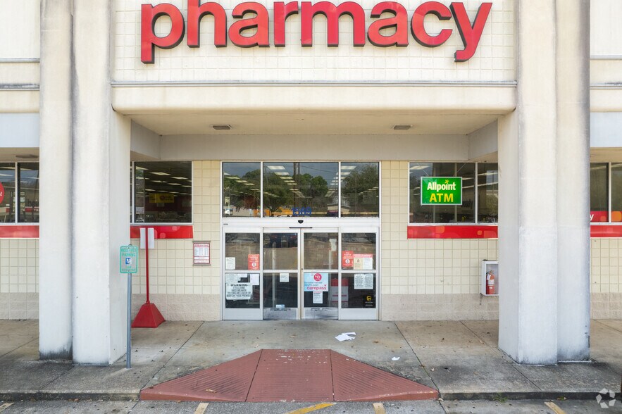 More Photos Of 1569 11th St, Huntsville Drugstore For Sale