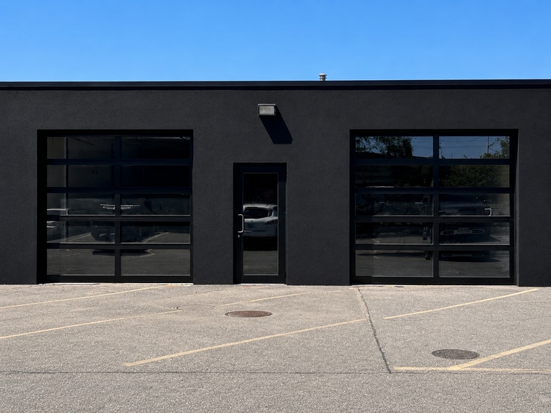 Primary Photo Of 32 Allen Blvd, Farmingdale Warehouse For Lease
