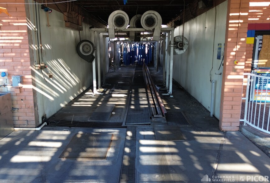 More Photos Of 3410 N 1st Ave, Tucson Carwash For Sale