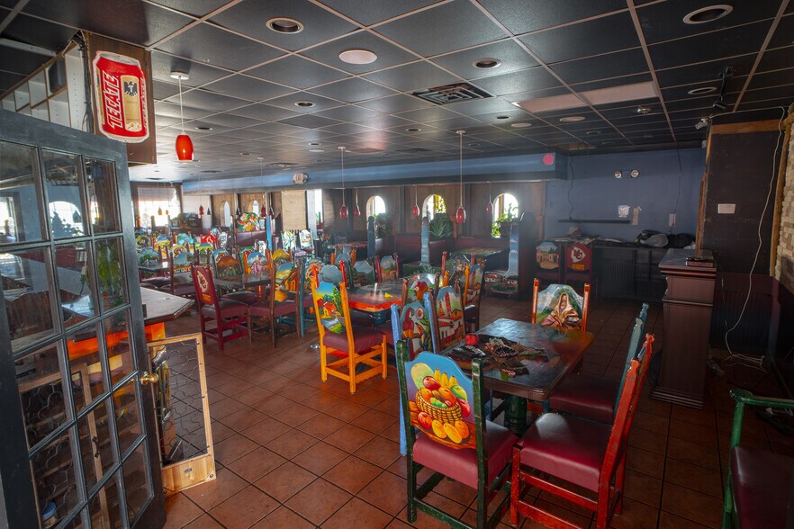 More Photos Of 853 N Glenstone Ave, Springfield Restaurant For Lease