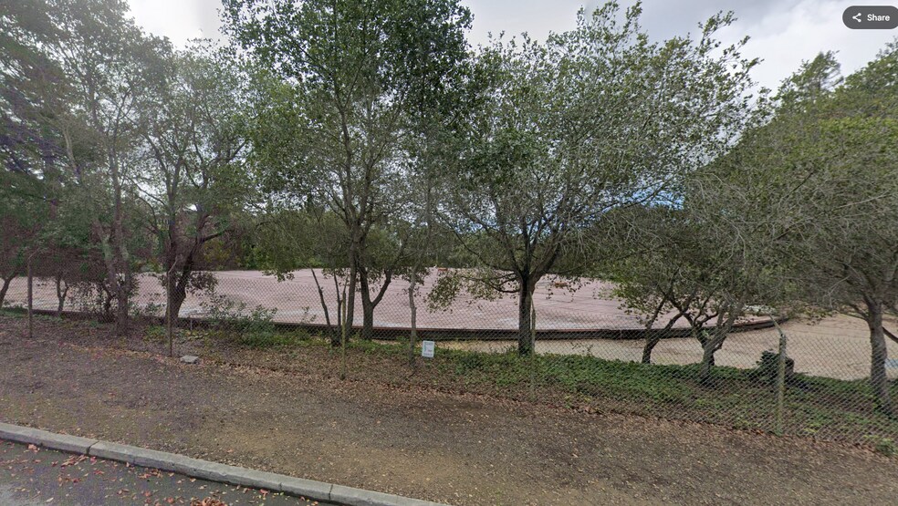 More Photos Of 000 Bullard Dr, Oakland Land For Sale