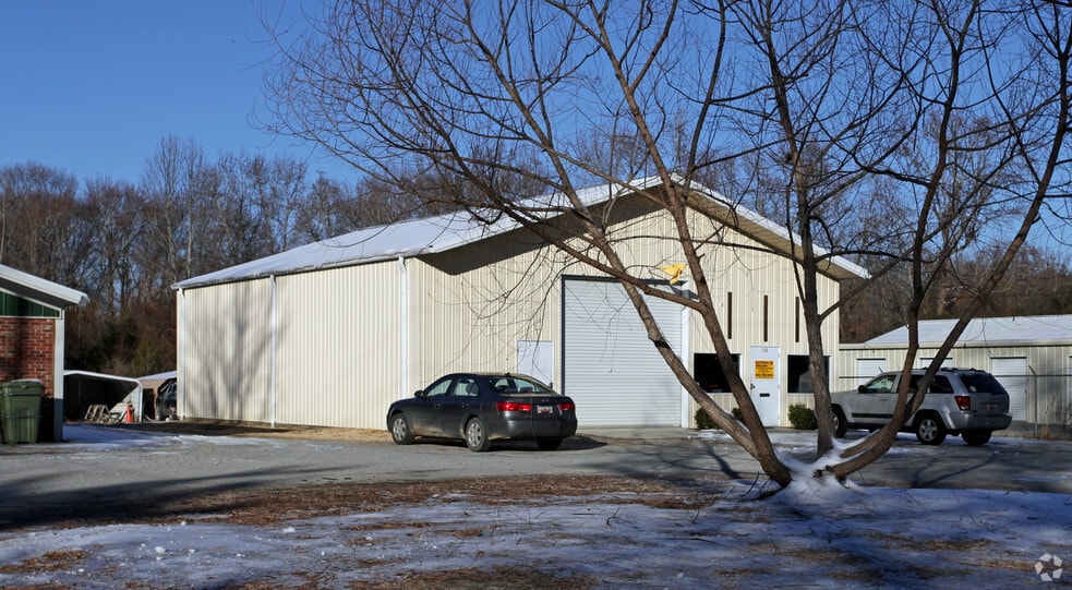 Primary Photo Of 1315 Gordon St, Camden Flex For Lease