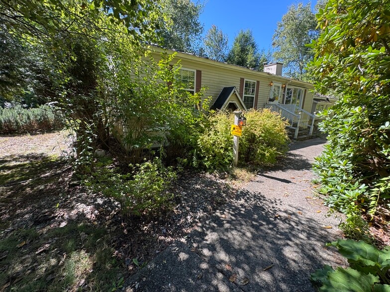 More Photos Of 608 Beach Rd, Lincolnville Land For Sale