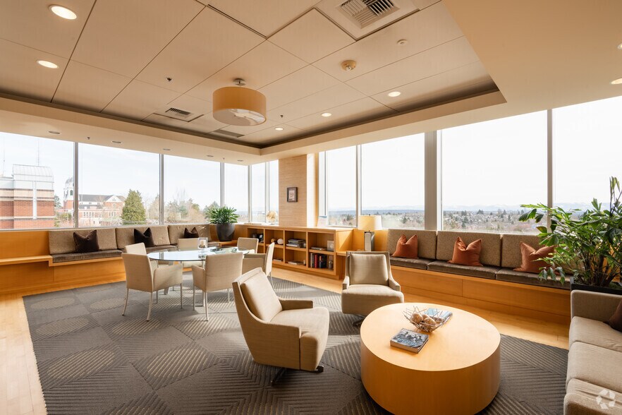 More Photos Of 550 17th Ave, Seattle Unknown For Lease