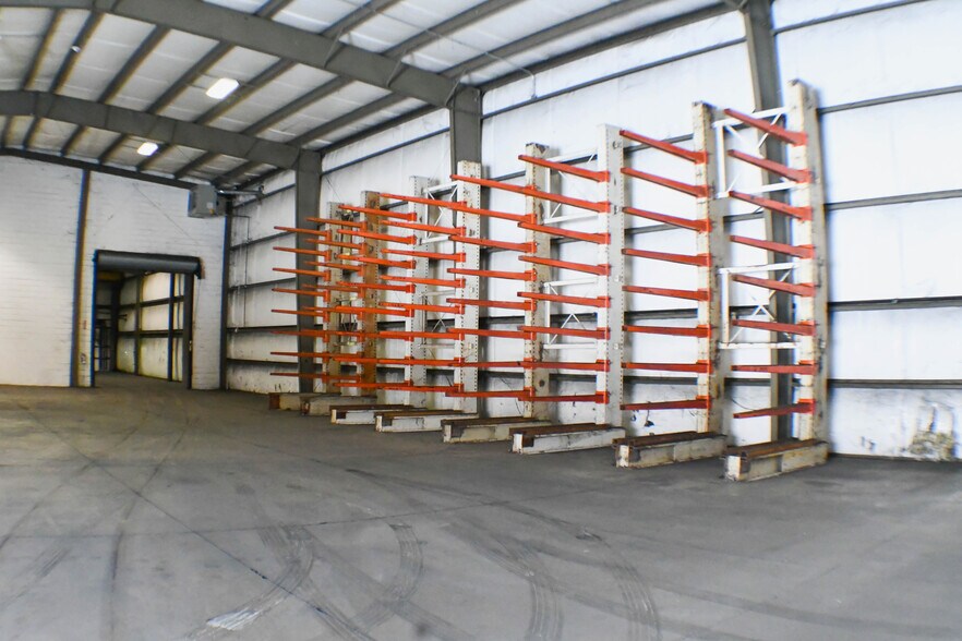 More Photos Of 3000 S 1st St, Clinton Manufacturing For Sale