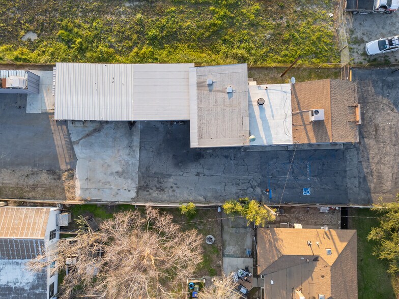 More Photos Of 17635 Arrow Blvd, Fontana Service For Sale