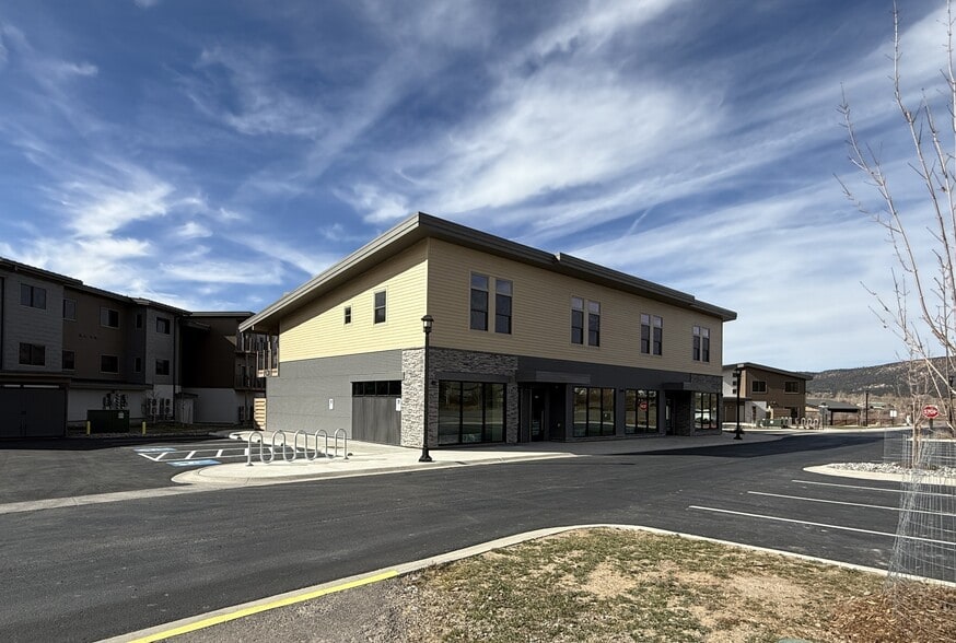 More Photos Of 205 Jasper Pl, Ridgway General Retail For Sale