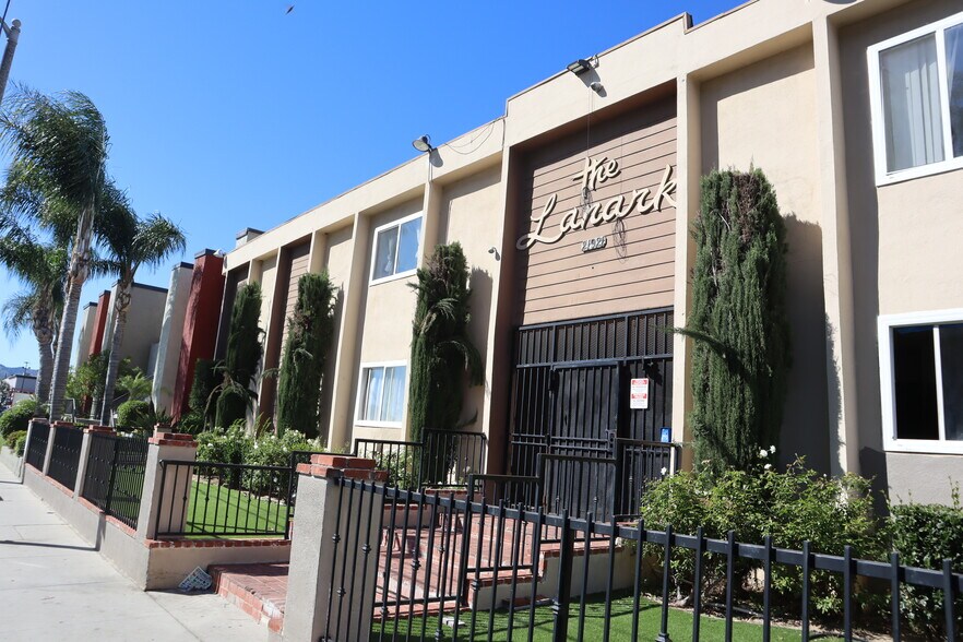 More Photos Of , Canoga Park Multifamily For Sale