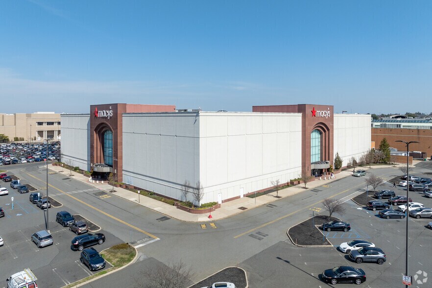 More Photos Of 3710 Highway 9, Freehold General Retail For Lease