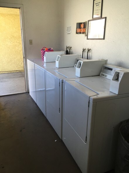 More Photos Of 6820 7th Ave, Rio Linda Apartments For Sale