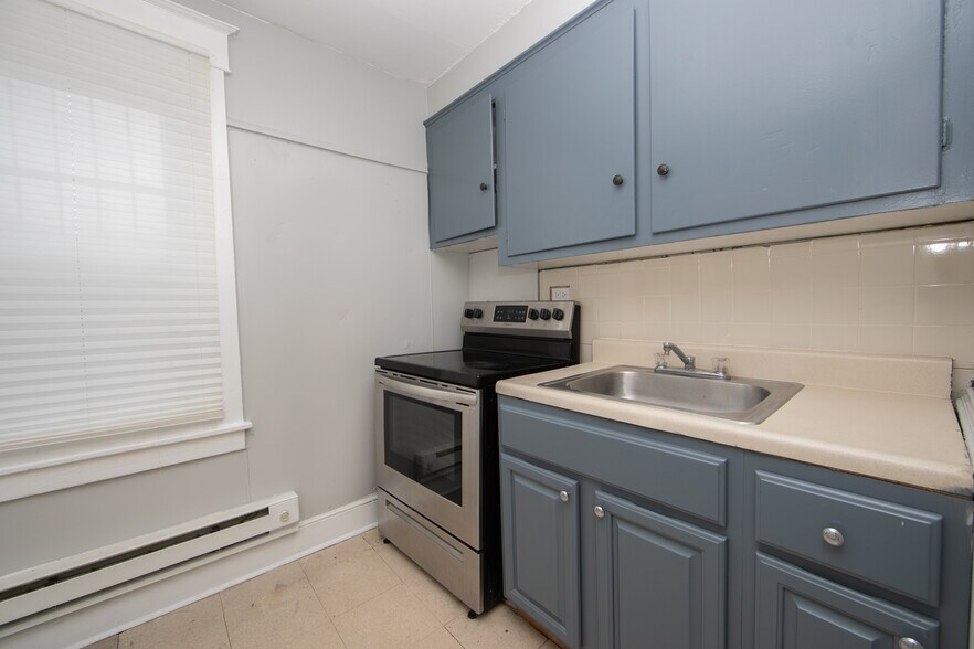 More Photos Of 2707 Westfield Ave, Camden Apartments For Sale