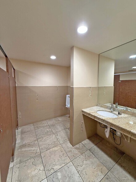 More Photos Of 3990 Old Town Ave, San Diego Office For Lease