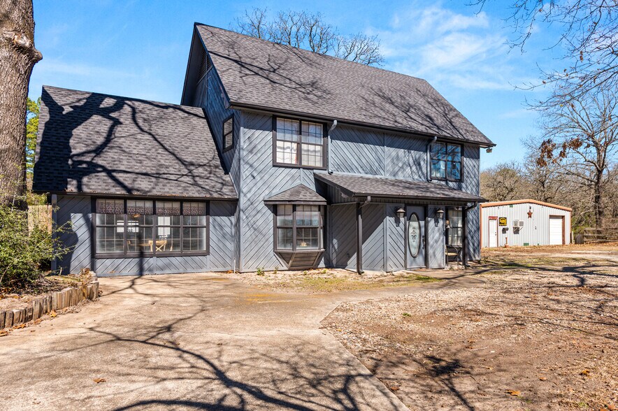 More Photos Of 3825 TX-154 Hwy, Quitman Office Residential For Sale