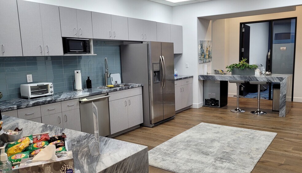 More Photos Of 3303 E Baseline, Gilbert Coworking Space