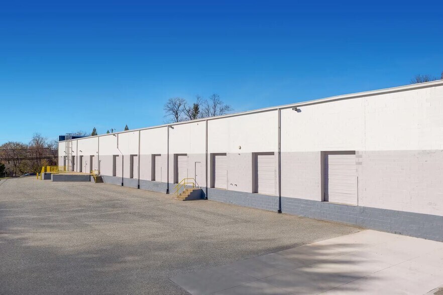 More Photos Of 444 North Lane, Conshohocken Warehouse For Lease