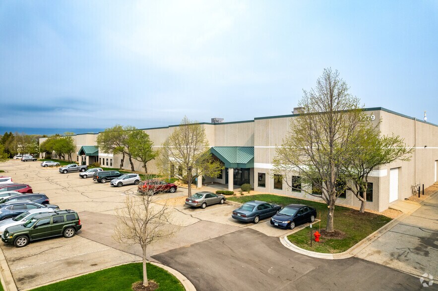 Primary Photo Of 1279 Trapp Rd, Eagan Warehouse For Lease