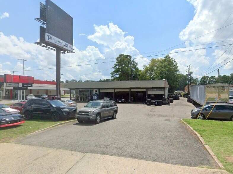 Primary Photo Of 1890 N Columbia St, Milledgeville Specialty For Sale