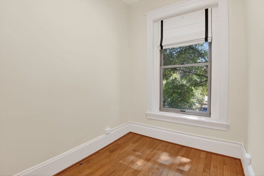 More Photos Of 1115 Massachusetts Ave NW, Washington Office For Lease