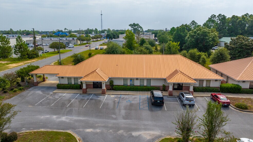 More Photos Of 320 W Redstone Ave, Crestview Medical For Sale