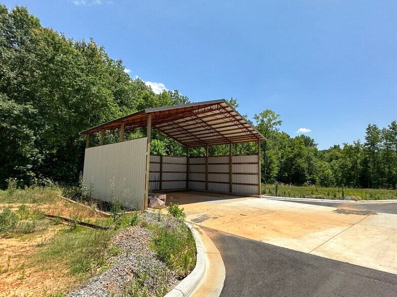 More Photos Of 119 Metrolina Dr, Shelby Manufacturing For Sale