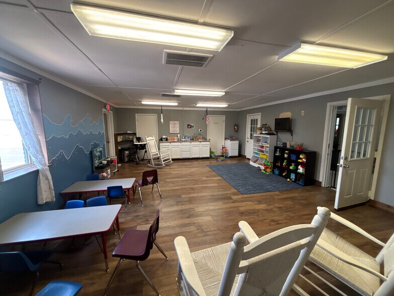 More Photos Of 220 Beaver Rd, Munford Sports And Entertainment For Sale