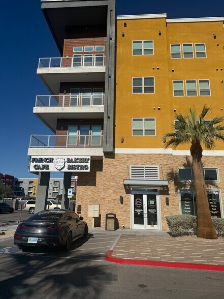 More Photos Of 3616 Spring Mountain Rd, Las Vegas Freestanding For Lease