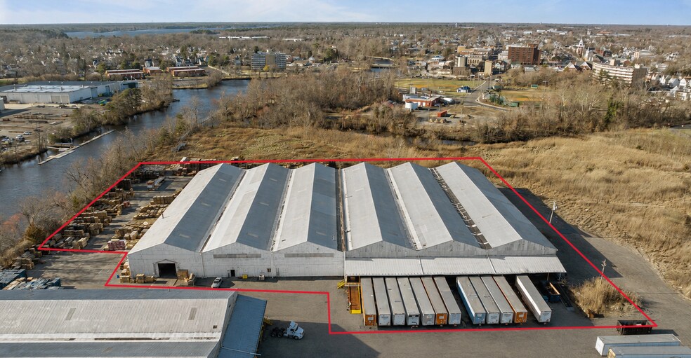 More Photos Of 328 S 2nd St, Millville Warehouse For Lease