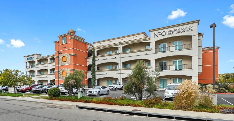 More Photos Of 950 Boardwalk, San Marcos Office For Lease