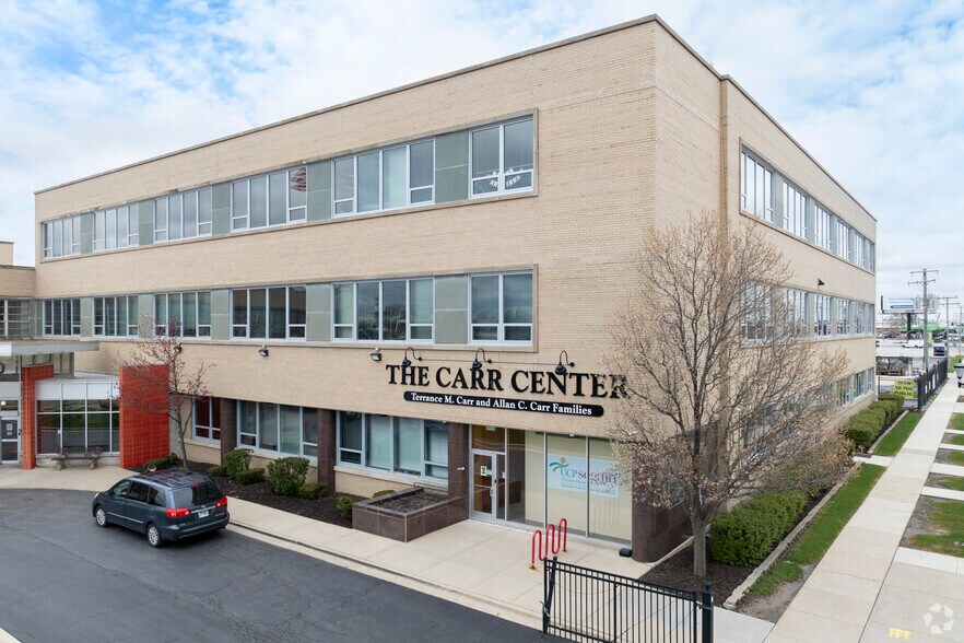 More Photos Of 3250 S Central Ave, Cicero Warehouse For Lease