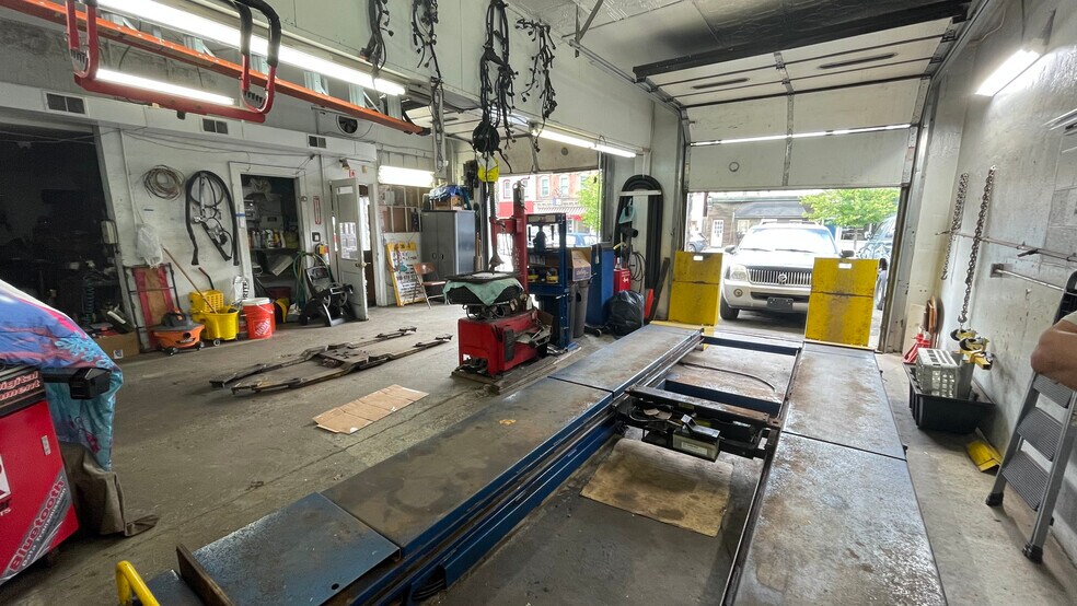 More Photos Of 404-410 S Main St, Phillipsburg Auto Repair For Sale