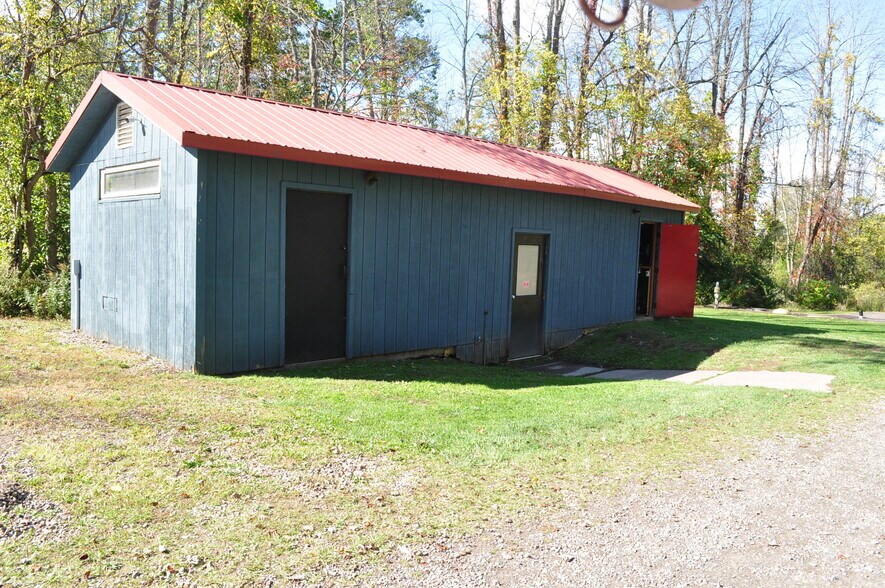 More Photos Of 7669 State Route 104, Oswego Specialty For Sale