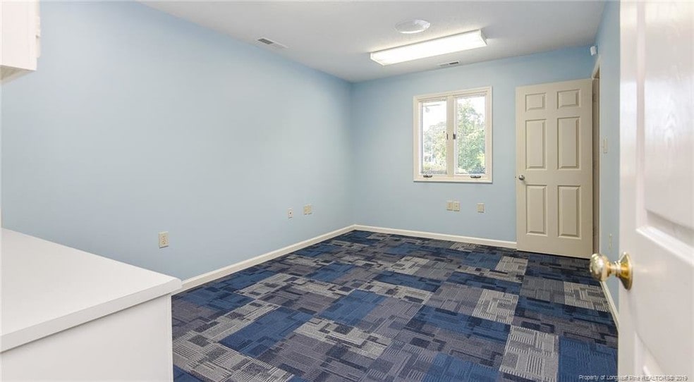 More Photos Of 1207 Walter Reed Rd, Fayetteville Medical For Lease