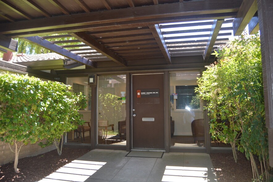More Photos Of 4655 Hoen Ave, Santa Rosa Medical For Lease
