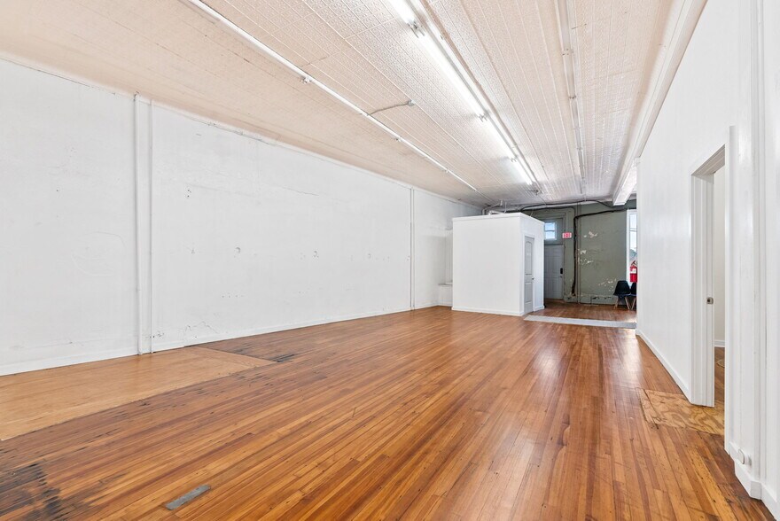 More Photos Of 489 Main St, Canton Office For Lease