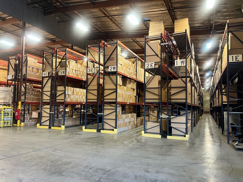 More Photos Of 15929-15939 E Valley Blvd, City Of Industry Warehouse For Lease