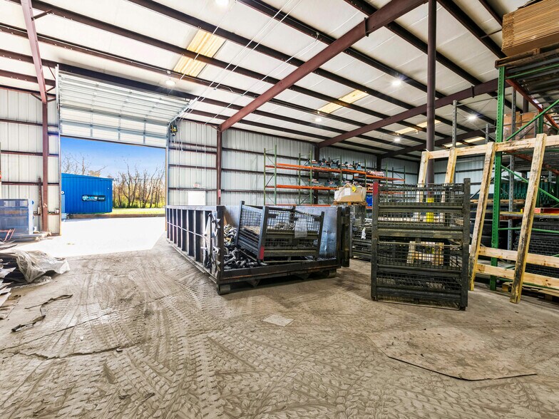 More Photos Of 341 L a White dr, Fletcher Industrial For Lease