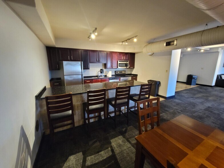 More Photos Of 700 E 8th St, Kansas City Apartments For Lease