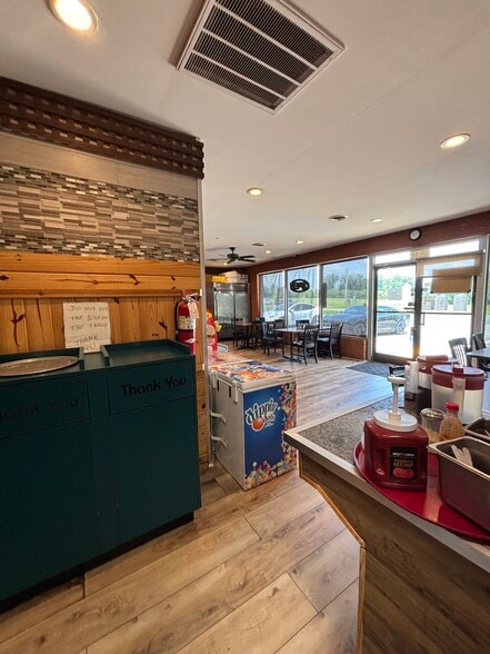 More Photos Of 1814 Mount Hope Chu Rd, Mc Leansville Restaurant For Lease