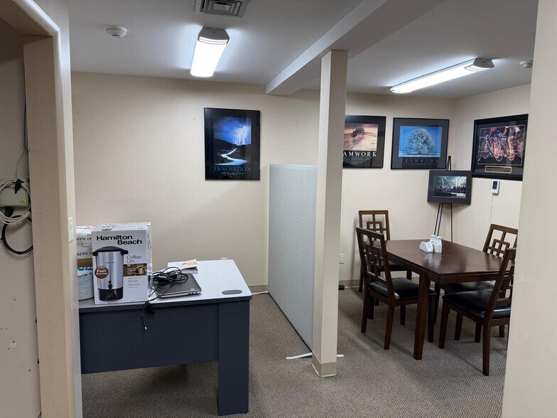 More Photos Of 321 N Main St, New City Office For Lease