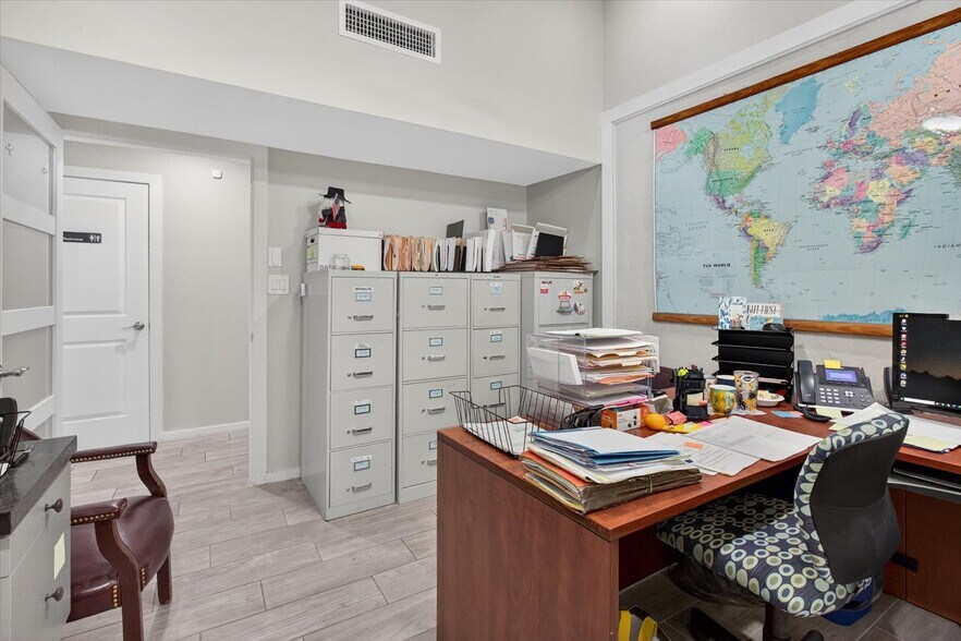 More Photos Of 10225 Ulmerton Rd, Largo Medical For Sale