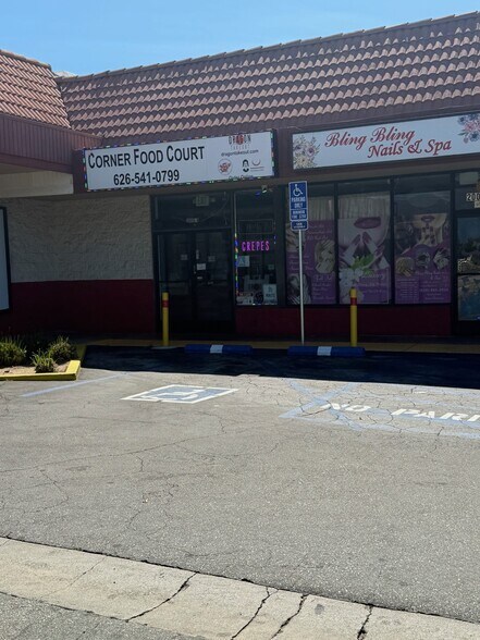 More Photos Of 20040-20060 E Arrow Hwy, Covina Storefront For Lease