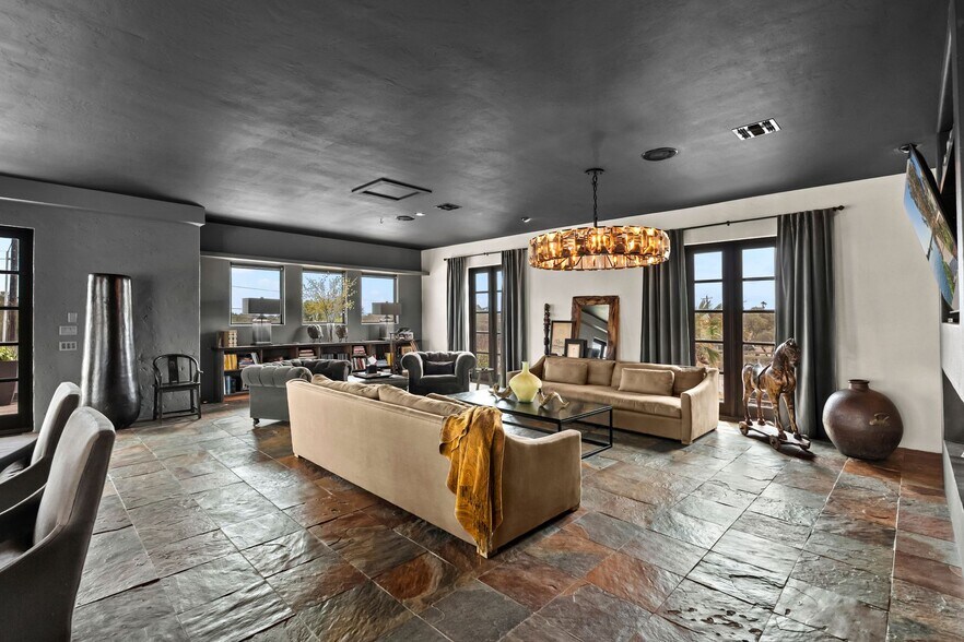 More Photos Of 1703 Highway 35 S, Rockport Office Residential For Lease